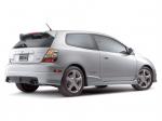 Honda Civic Si with Factory Performance Package 2004 года